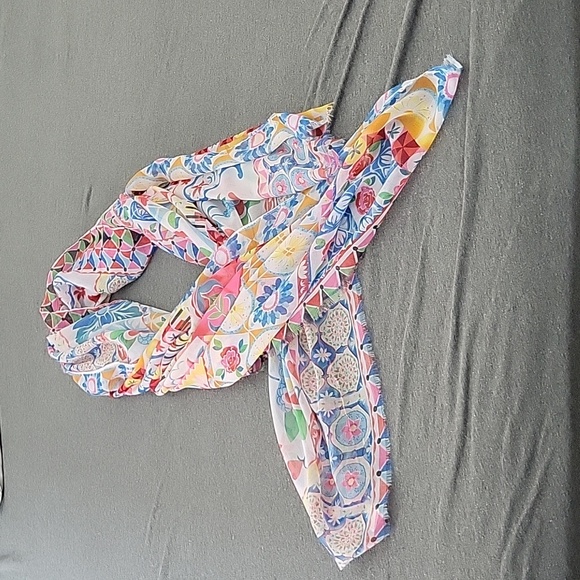 Joy Susan scarf - Picture 2 of 4